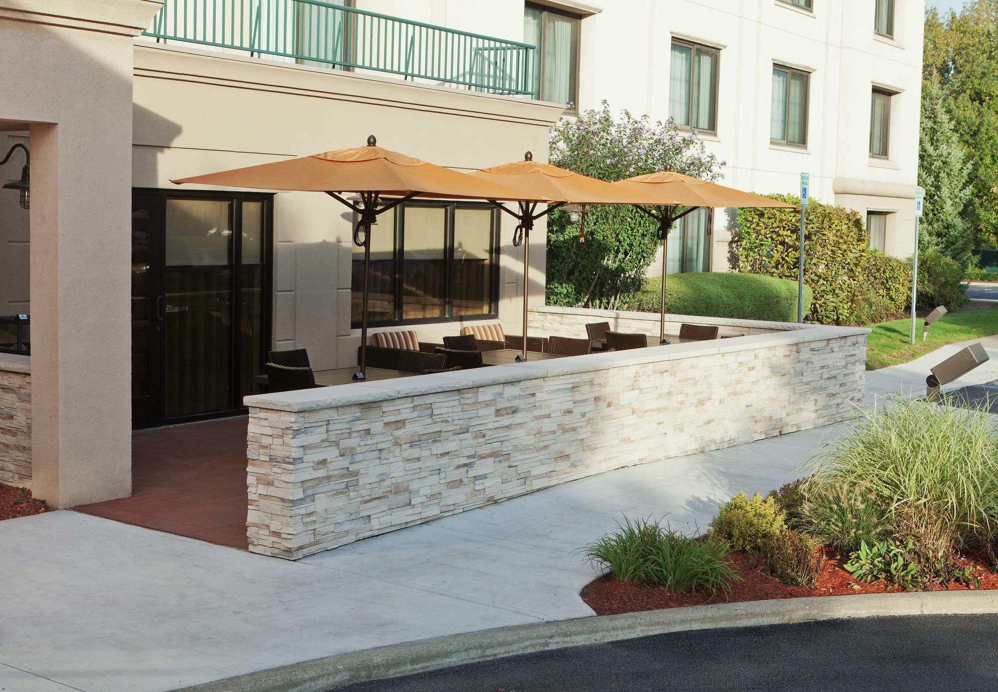 Courtyard By Marriott Albany Thruway Exterior foto